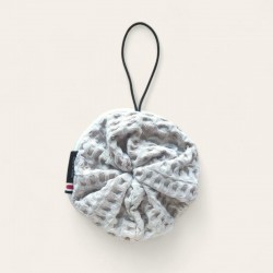 Fleur de douche beige en éponge de bambou, coté doux