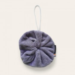 Fleur de douche grise en éponge de bambou, coté doux
