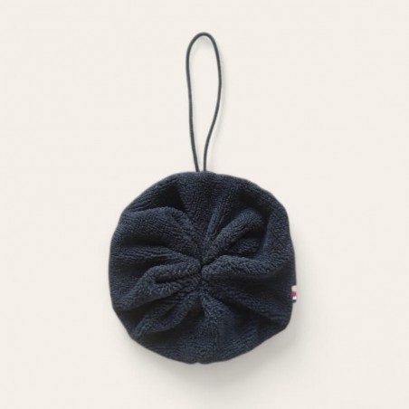 Fleur de douche noire en éponge de bambou, coté doux