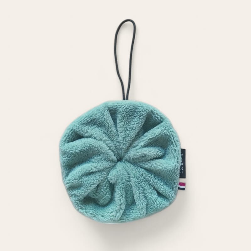 Fleur de douche vert émeraude en éponge de bambou, coté doux