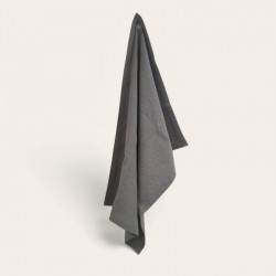 Torchon de vaisselle anthracite – Élégance brute dans une cuisine au charme authentique