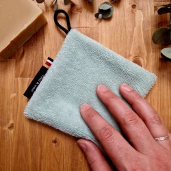 son petit cordon permet un séchage facile entre chaque utilisation