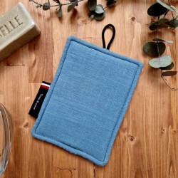 Eponge lavable made in France qui gratte mais ne raye pas bleu