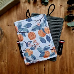 Eponge lavable made in France qui gratte mais ne raye pas abricots