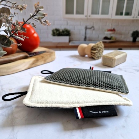 Eponge lavable made in France qui gratte mais ne raye pas beige