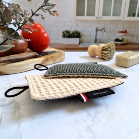 Eponge lavable en nid d'abeille qui gratte mais ne raye pas beige