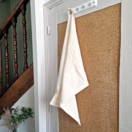 Ses grandes dimensions de 50x70cm sont idéales pour avoir toujours une surface sèche.