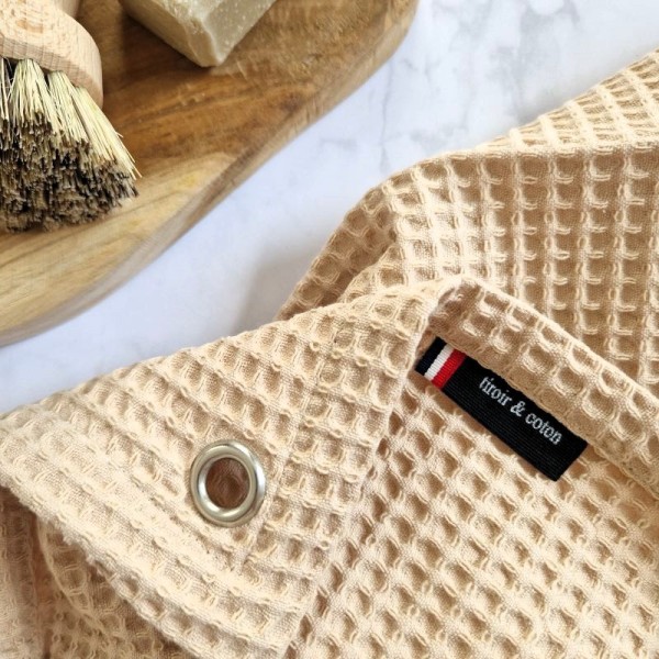 Essuie mains ultra absorbant, il ne peluche pas et sèche très vite