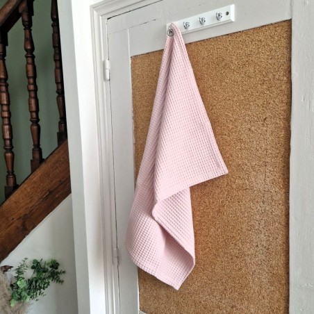 Ses grandes dimensions de 50x70cm sont idéales pour avoir toujours une surface sèche.