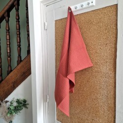 Essuie mains ultra absorbant, il ne peluche pas et sèche très vite