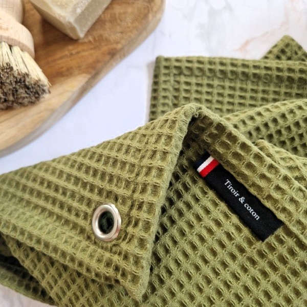 Essuie mains ultra absorbant, il ne peluche pas et sèche très vite