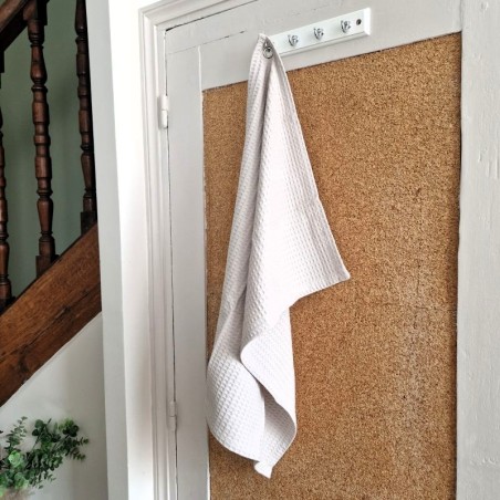 Ses grandes dimensions de 50x70cm sont idéales pour avoir toujours une surface sèche.