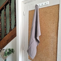 Essuie mains ultra absorbant, il ne peluche pas et sèche très vite