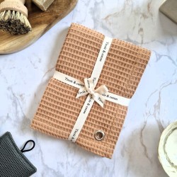 Essuie mains ultra absorbant, il ne peluche pas et sèche très vite