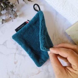 la maxi lingette démaquillante douce et efficace