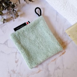 la maxi lingette démaquillante douce et efficace