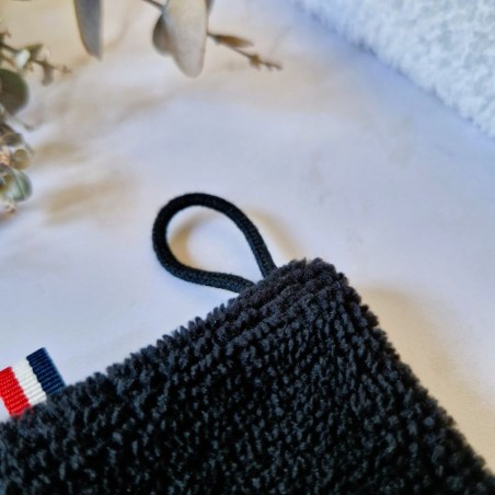 son petit cordon permet un séchage facile entre chaque utilisation