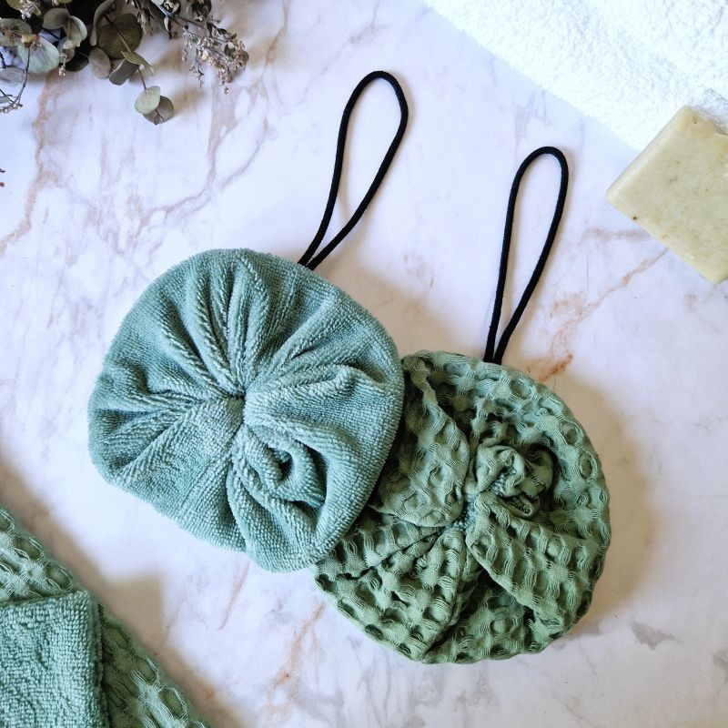 Fleur de douche lavable double face Emeraude
