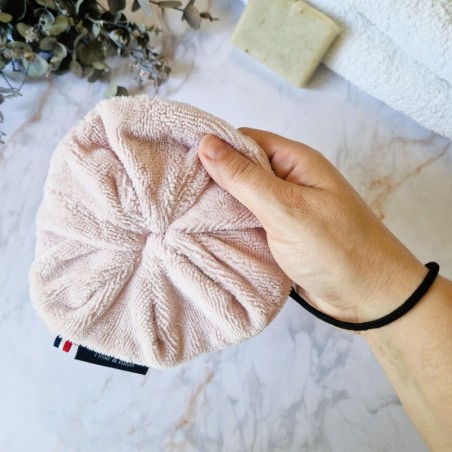 Fleur de douche lavable Poudrée avec cordon de maintien