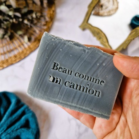 Savon Beau comme un camion avec son marquage artisanal