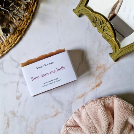 Savon surgras Bien dans ma bulle au patchouli et à l’huile de chanvre