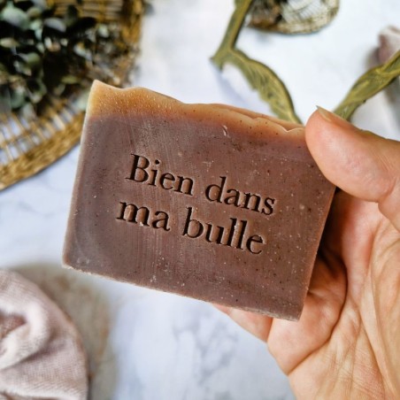 Savon Bien dans ma bulle avec son marquage artisanal