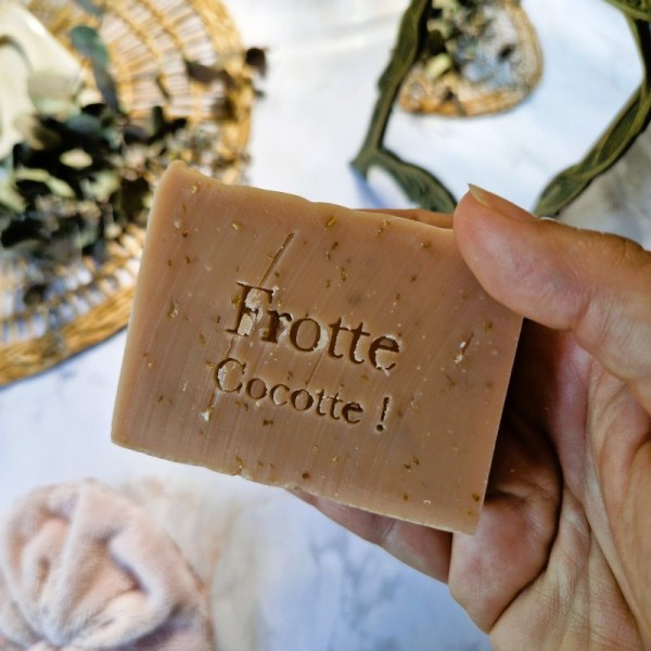 Savon artisanal surgras à l'argile rose et au son d'avoine