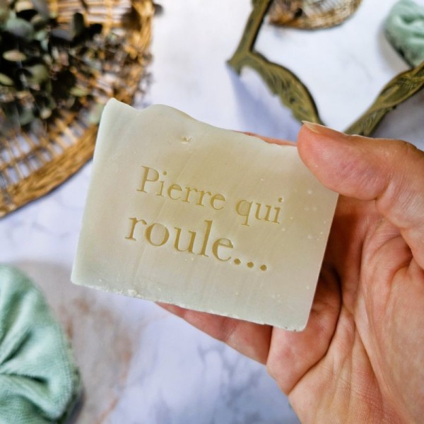 Savon artisanal surgras aux 8 huiles essentielles