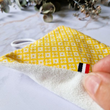 Éponge lavable Mimosa avec face décorative en coton et face douce et absorbante en Tencel