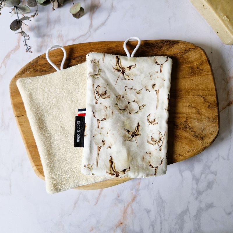 Éponge lavable Coton – Motif fleurs de coton et face absorbante 100 % coton